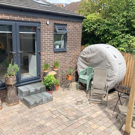 Beautiful Detached Private Annex In Great Location Daire Manchester Dış mekan fotoğraf