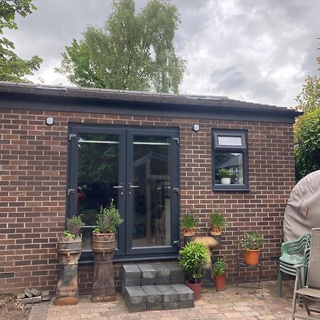 Beautiful Detached Private Annex In Great Location Daire Manchester Dış mekan fotoğraf